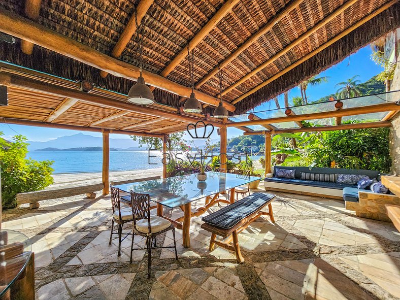 Alquiler de casa con piscina y playa en Angra dos Reis