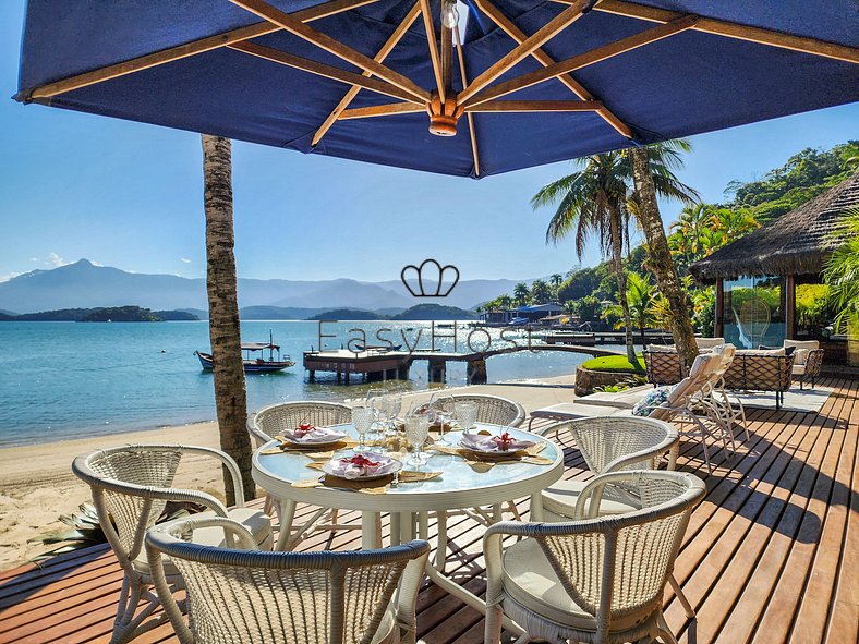 Alquiler de casa con piscina y playa en Angra dos Reis