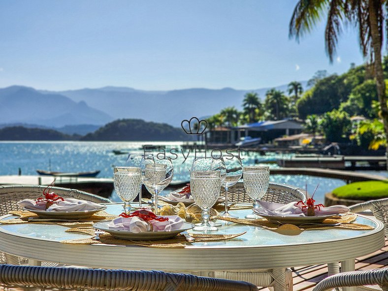 Alquiler de casa con piscina y playa en Angra dos Reis