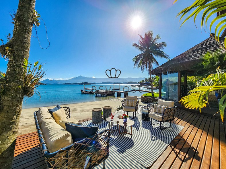 Alquiler de casa con piscina y playa en Angra dos Reis