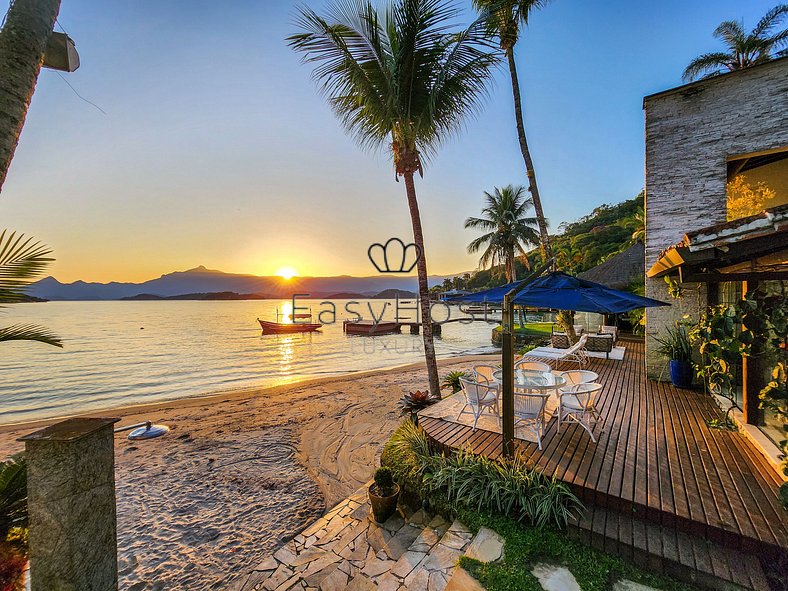 Alquiler de casa con piscina y playa en Angra dos Reis