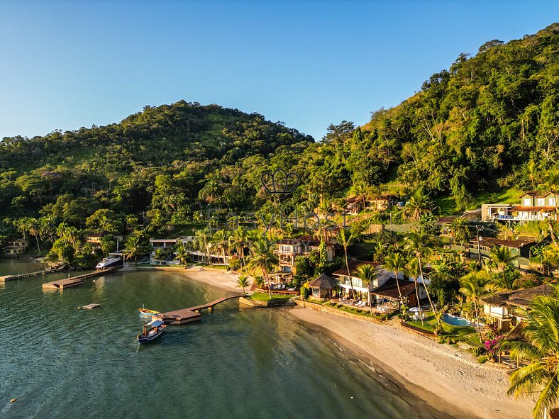 Alquiler de casa con piscina y playa en Angra dos Reis