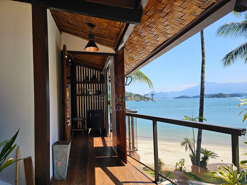 Alquiler de casa con piscina y playa en Angra dos Reis