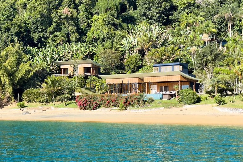 Alquiler de casa de lujo en Angra dos Reis con piscina y pla