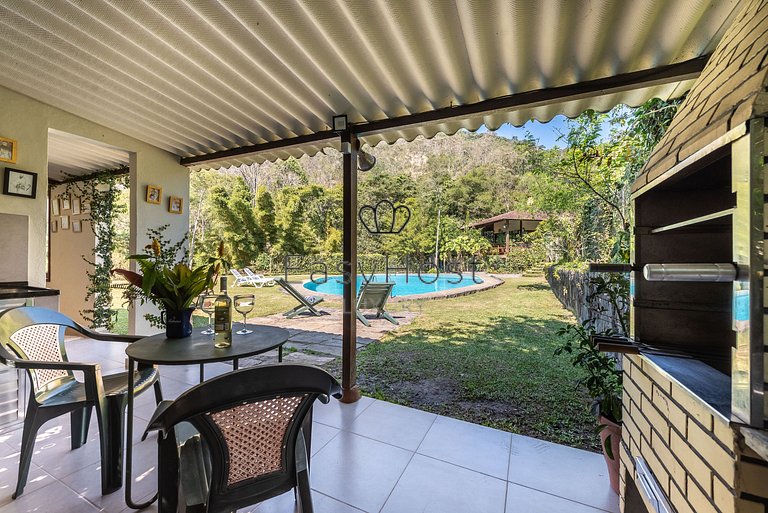 Alquiler de casa en Petrópolis con piscina y sauna