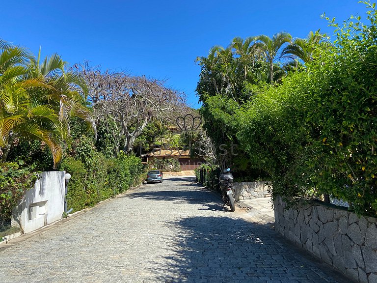 Aluguel de casa com piscina em Búzios