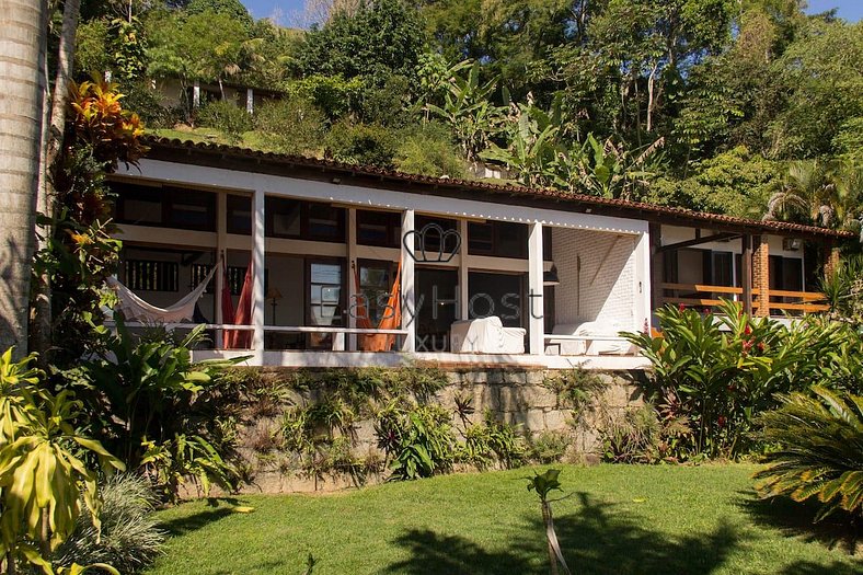 Beach house for sale in Angra dos Reis