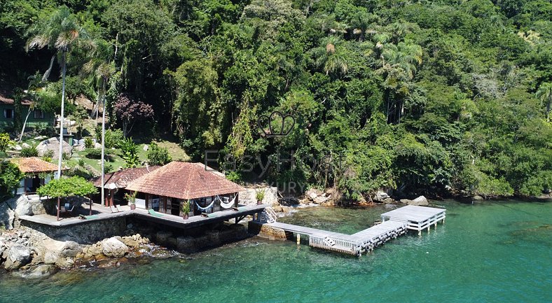 Beach house for sale in Angra dos Reis