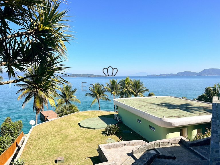 Beach house for sale in Angra dos Reis