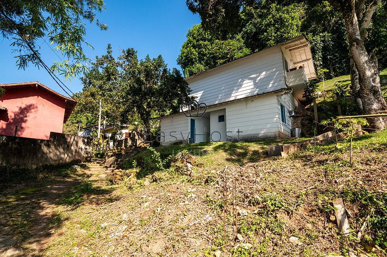 Casa à venda em Angra dos Reis com praia e sauna - AngV078