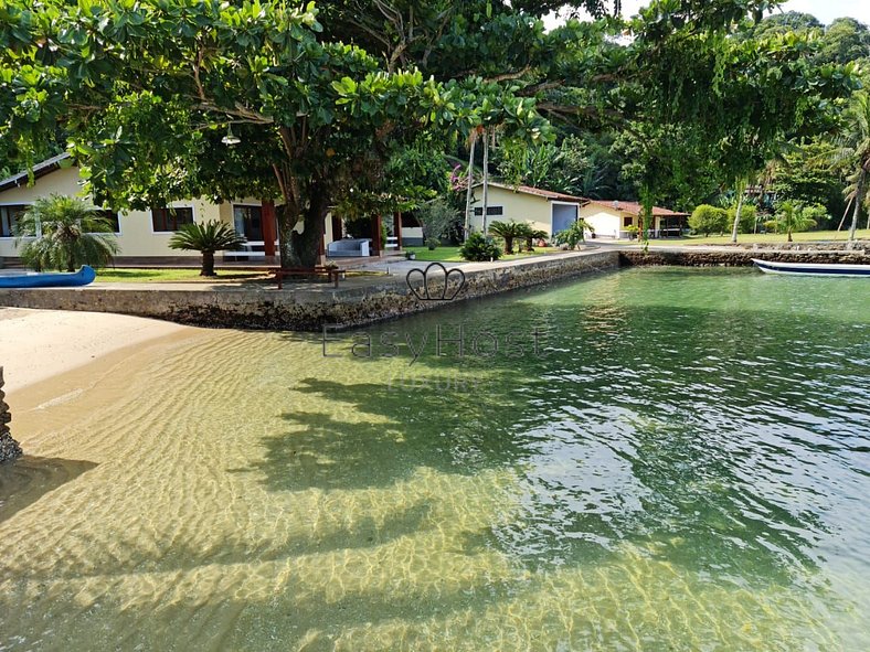 Casa cerca del mar en venta en Angra dos Reis