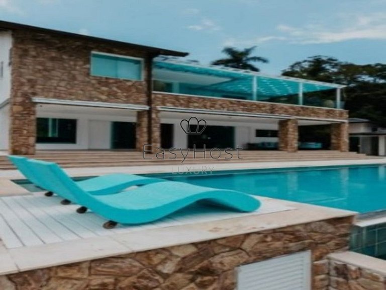 Casa de alquiler de vacaciones en Angra dos Reis con piscina