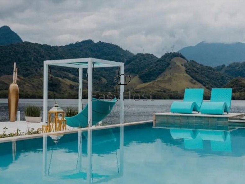 Casa de alquiler de vacaciones en Angra dos Reis con piscina