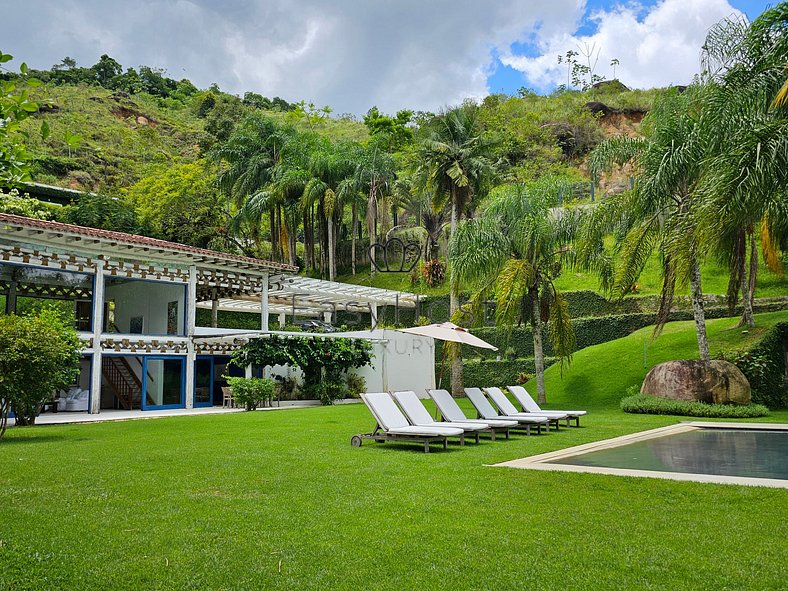 Casa de vacaciones en Angra dos Reis con piscina, playa y sa