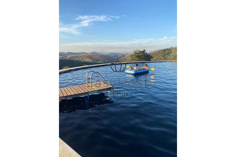 Casa de vacaciones en Itaipava con piscina