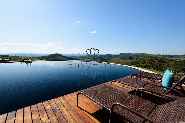 Casa de vacaciones en Itaipava con piscina