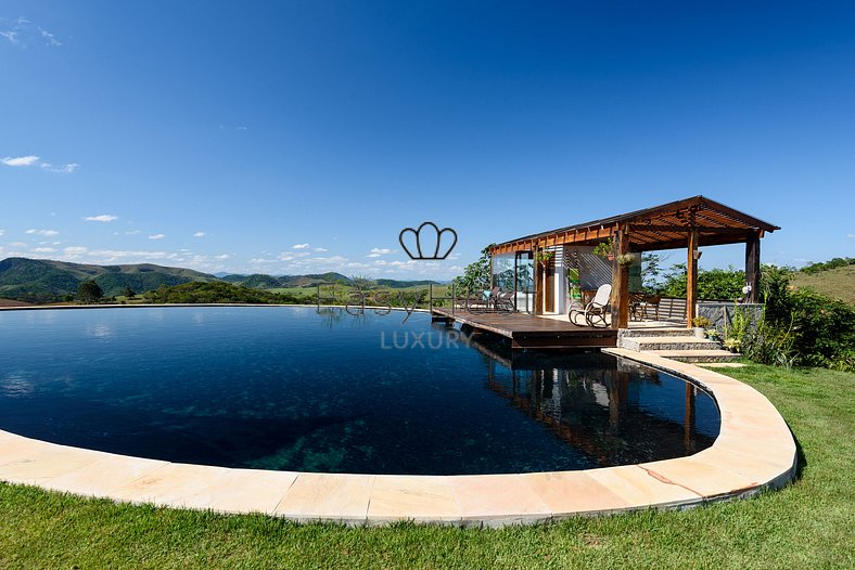 Casa de vacaciones en Itaipava con piscina