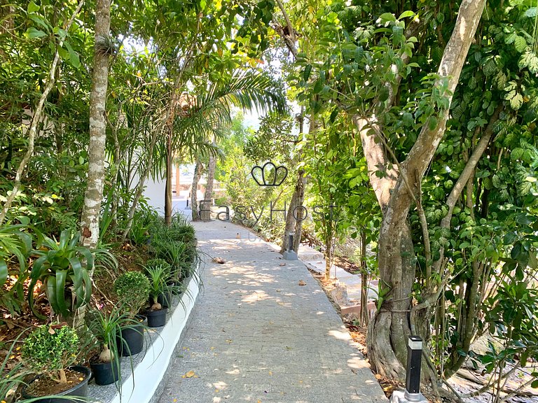 Casa em ilha em Angra dos Reis com piscina beira mar, jacuzz