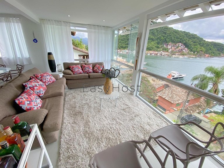 Casa en condomínio en venta en Angra dos Reis