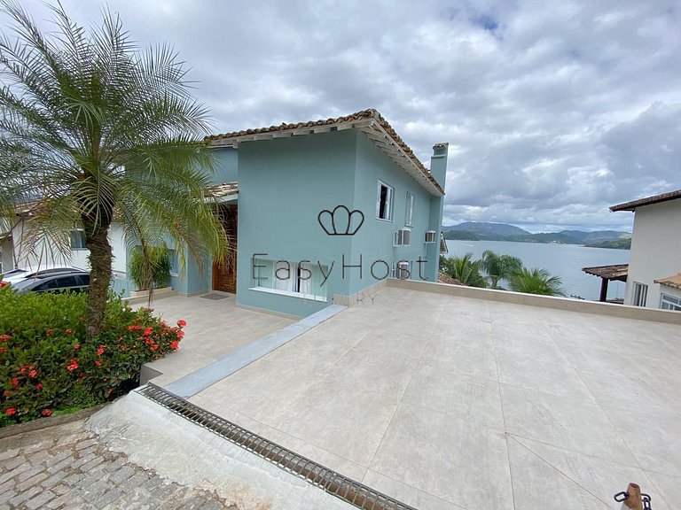 Casa en condomínio en venta en Angra dos Reis