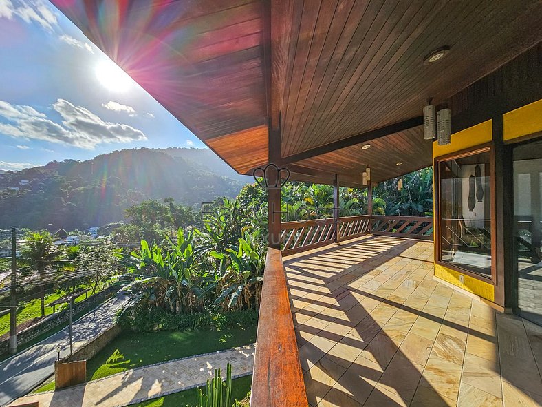 Casa en condomínio en venta en Angra dos Reis