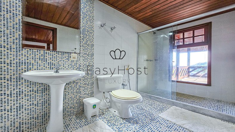 Casa en condomínio en venta en Angra dos Reis