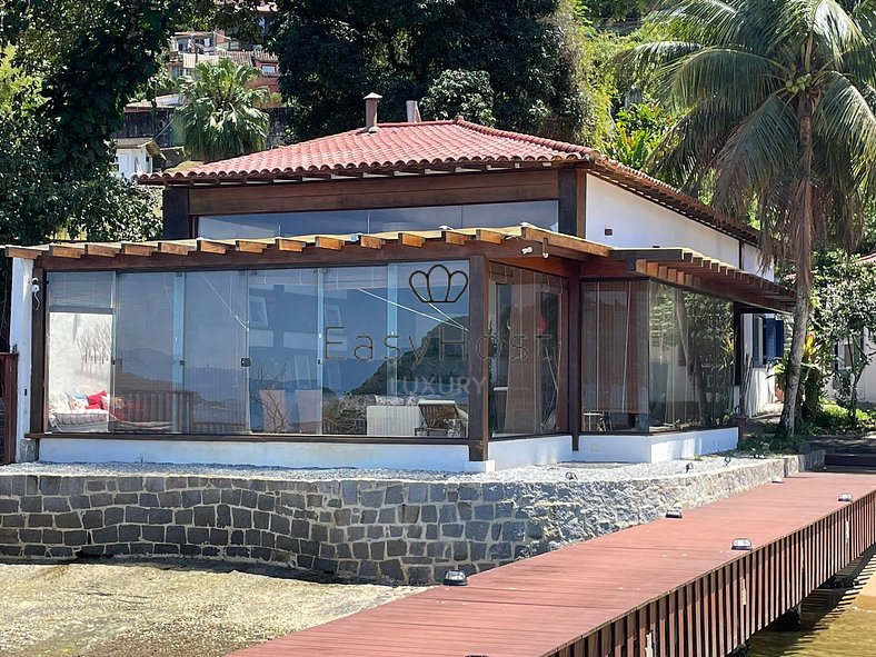 Casa en la playa en venta en Angra dos Reis