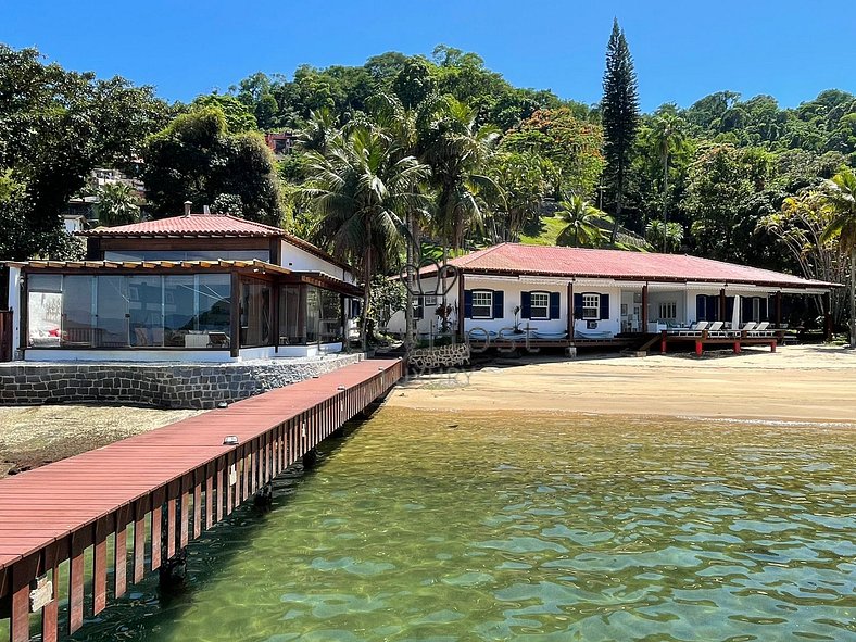 Casa en la playa en venta en Angra dos Reis