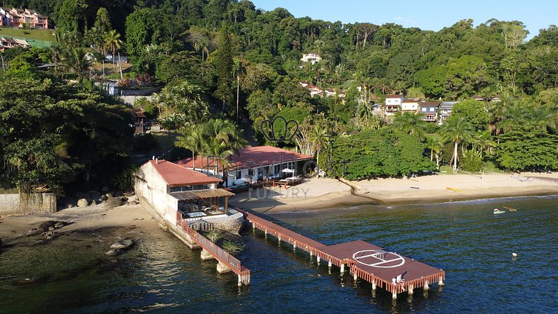 Casa en la playa en venta en Angra dos Reis