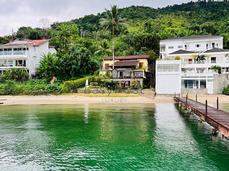 Casa en venta en Angra dos Reis cerca del mar