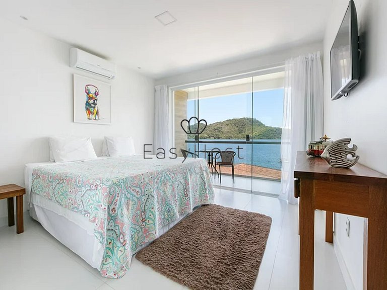 Casa en venta en Angra dos Reis con piscina