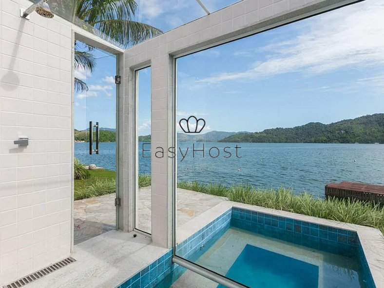 Casa en venta en Angra dos Reis con piscina