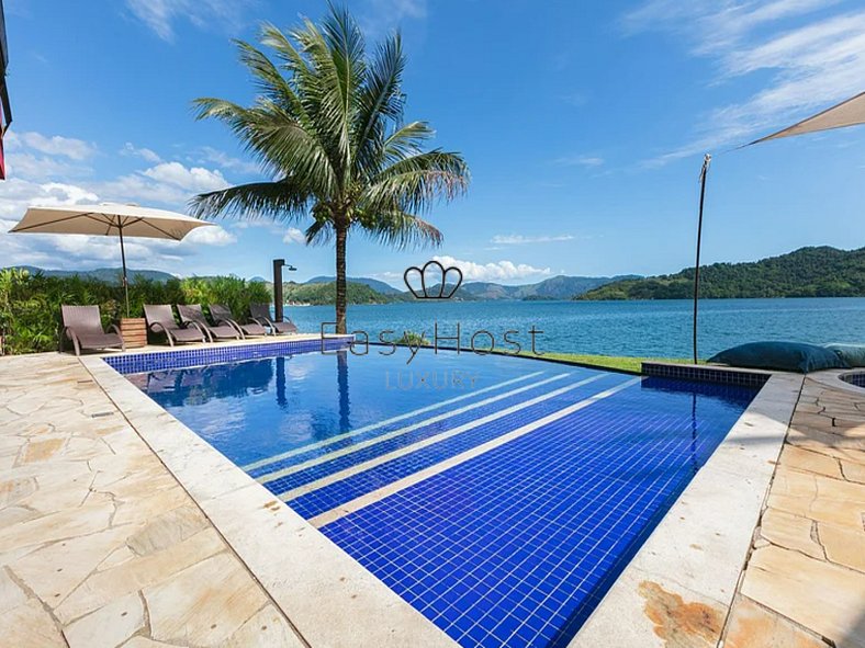 Casa en venta en Angra dos Reis con piscina