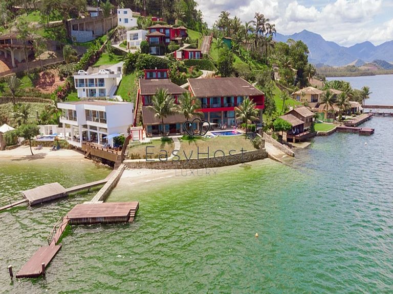 Casa en venta en Angra dos Reis con piscina