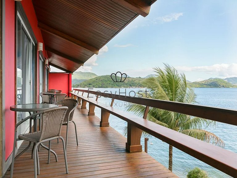 Casa en venta en Angra dos Reis con piscina