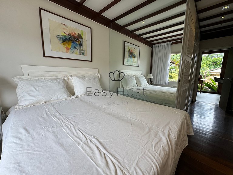 Casa en venta en Angra dos Reis con piscina, playa e hidroma