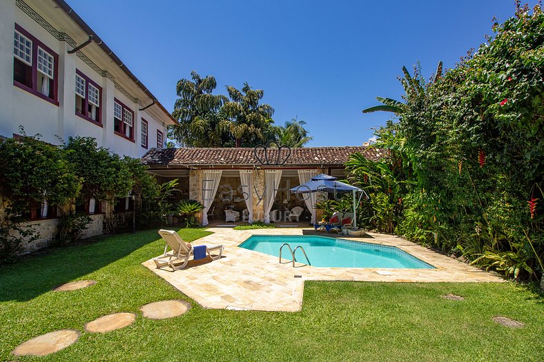 Casa en venta en Paraty con piscina