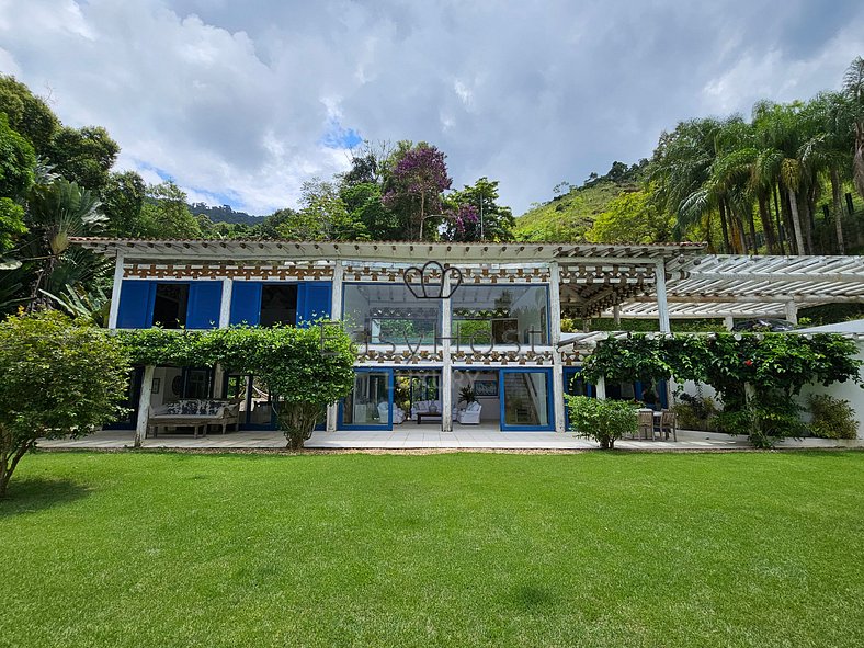 Casa para temporada em Angra dos Reis com piscina, praia e s