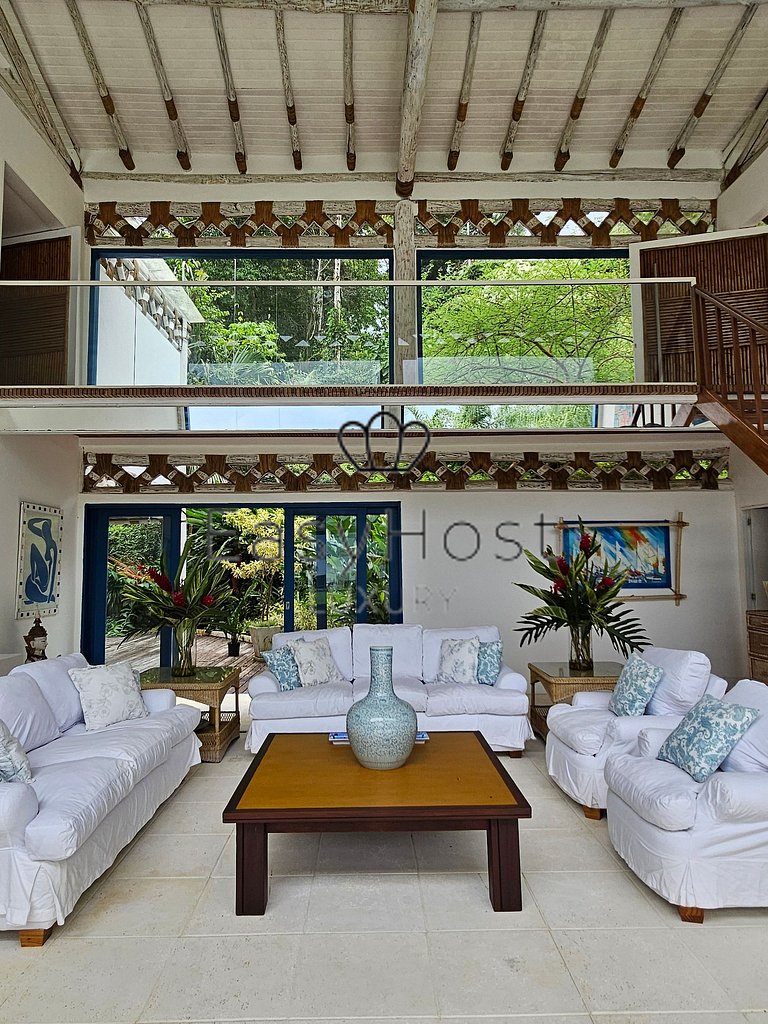 Casa para temporada em Angra dos Reis com piscina, praia e s