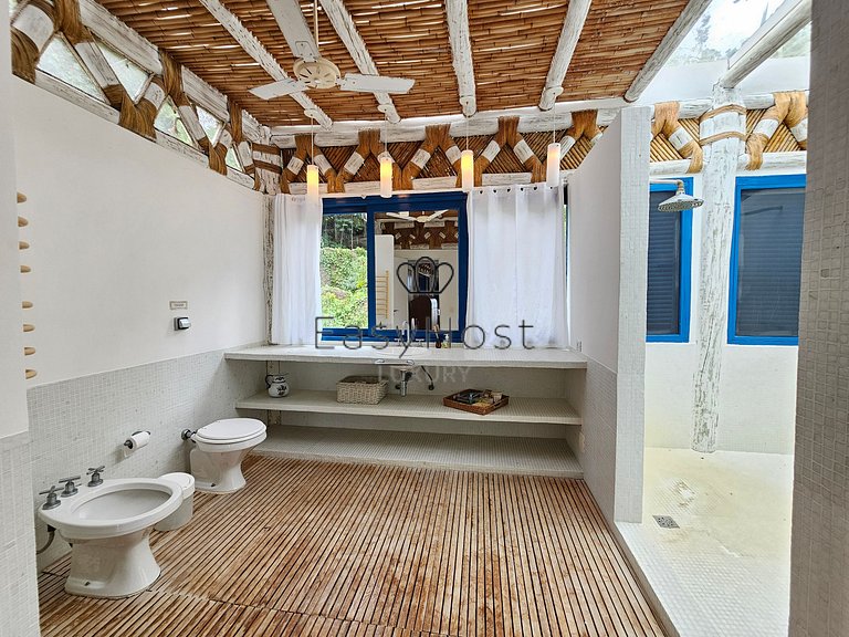 Casa para temporada em Angra dos Reis com piscina, praia e s