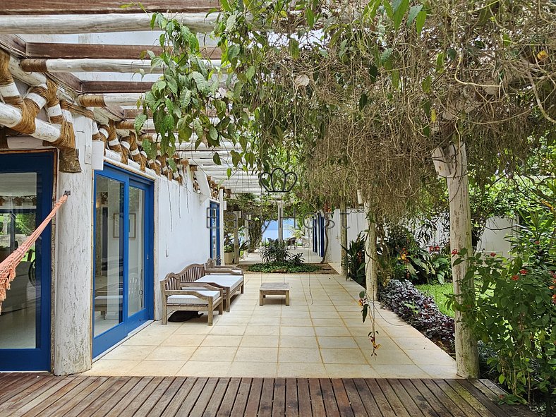 Casa para temporada em Angra dos Reis com piscina, praia e s