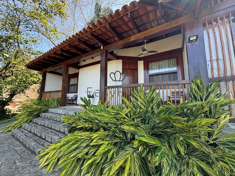 Casa para temporada em Angra dos Reis com piscina, sauna e p