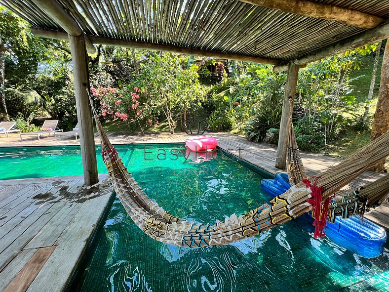 Casa para temporada em Ilha Grande com piscina