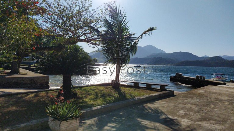 House by the sea for sale in Angra dos Reis