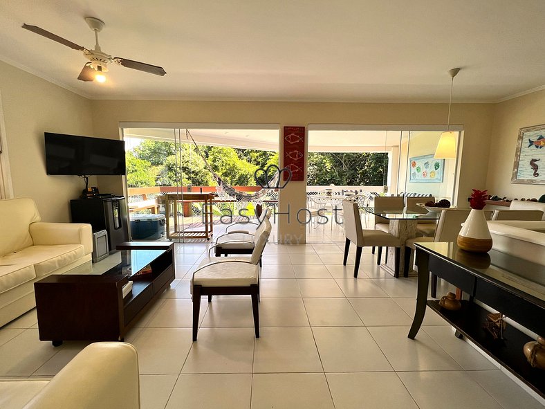 House for sale in Angra dos Reis in condominium