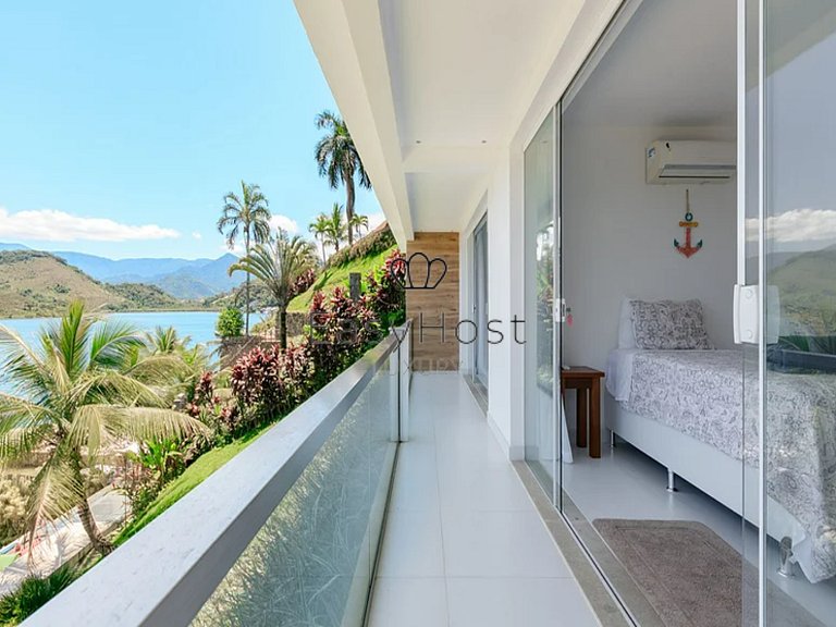 House for sale in Angra dos Reis with pool