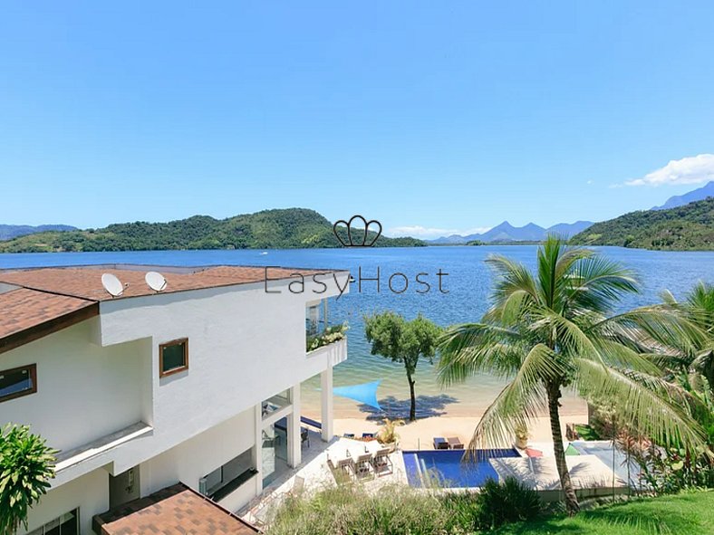 House for sale in Angra dos Reis with pool