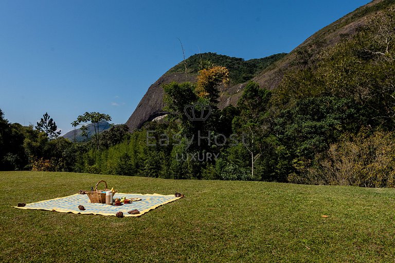 House rental in Petrópolis with pool and sauna