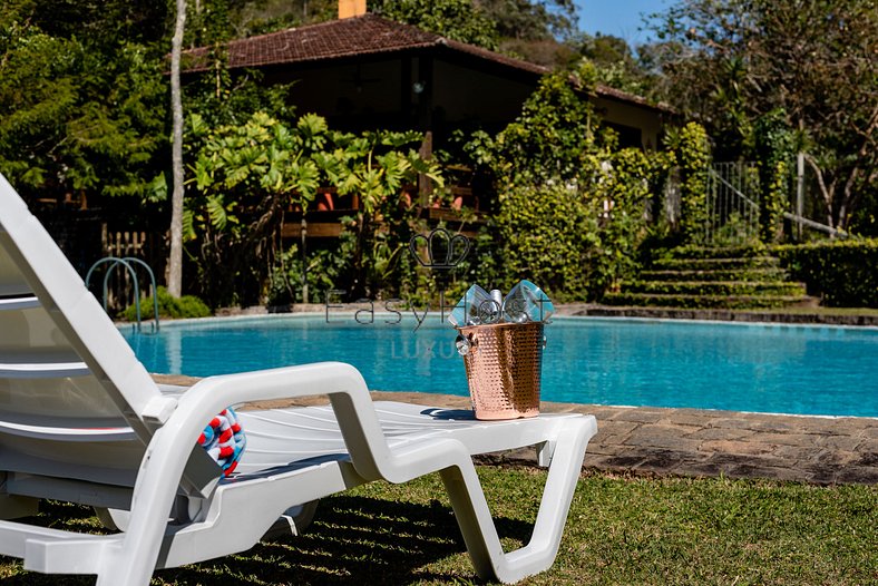 House rental in Petrópolis with pool and sauna