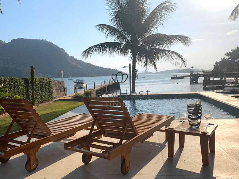 Luxury house rental in Angra dos Reis